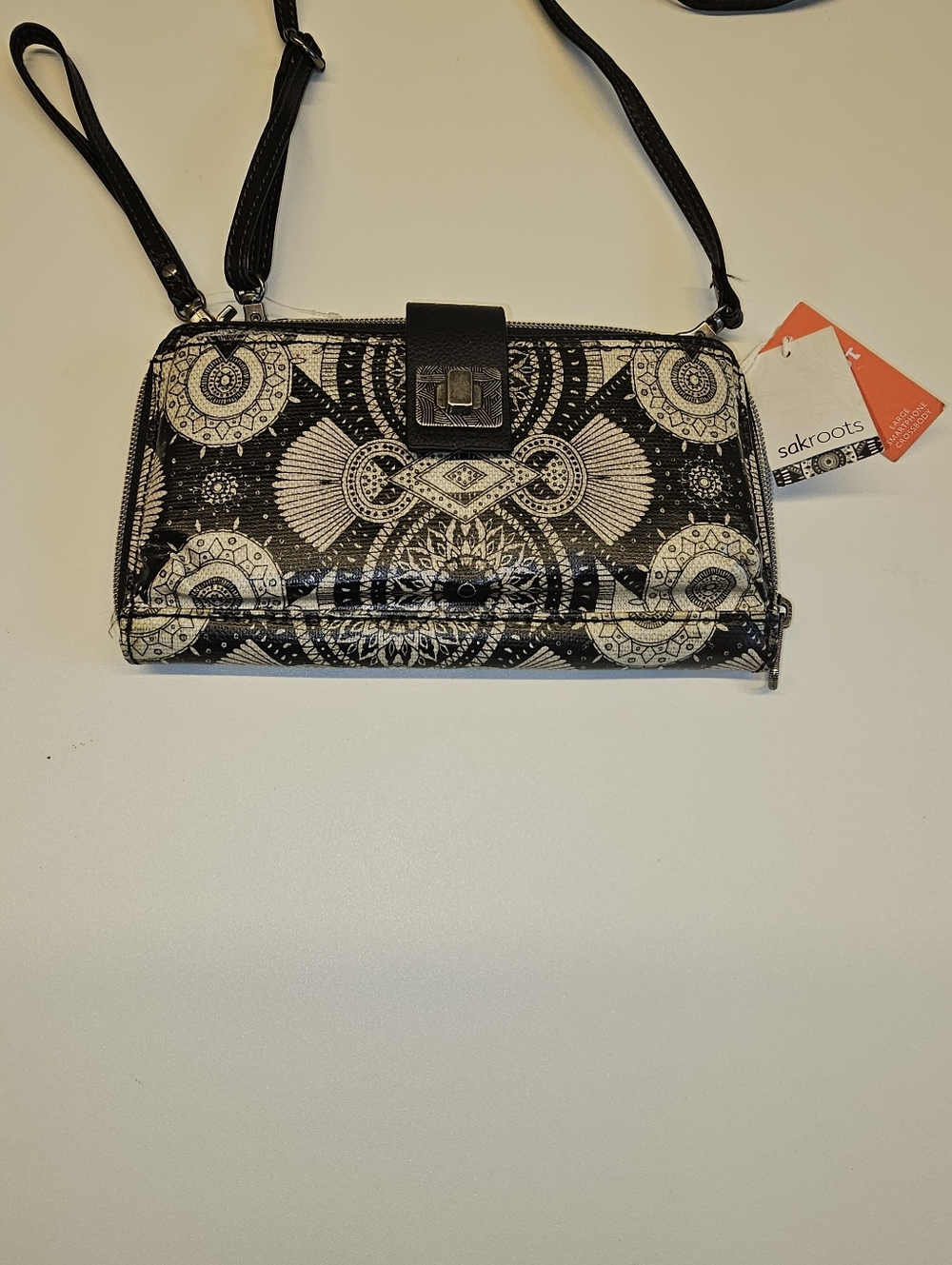 NWT OS Sakroots | Black White Boho Print Wallet Crossbody Phone Purse - Picture 5 of 9